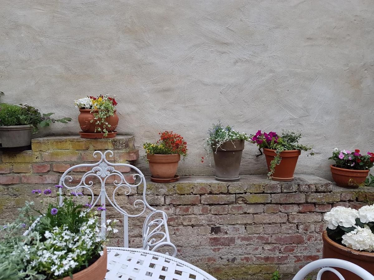 Alte Lebkuchenfabrik Bed & Breakfast Kremmen Exterior foto
